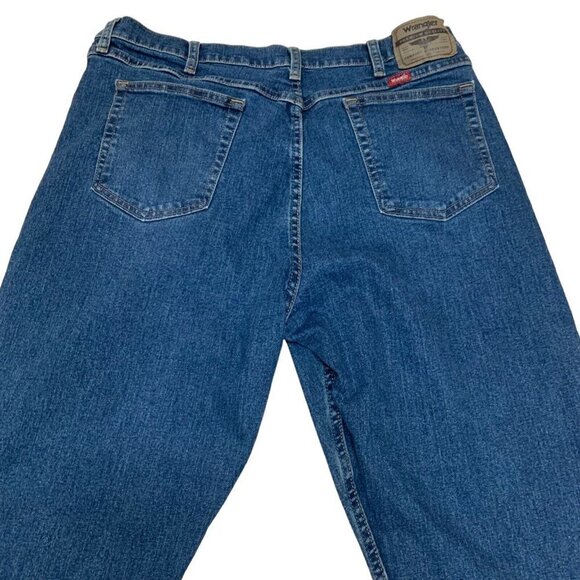 Wrangler Men's Denim Jeans Size 38 x 32 Dark Wash Straight Fit Cotton 5-Pocket - Picture 5 of 5